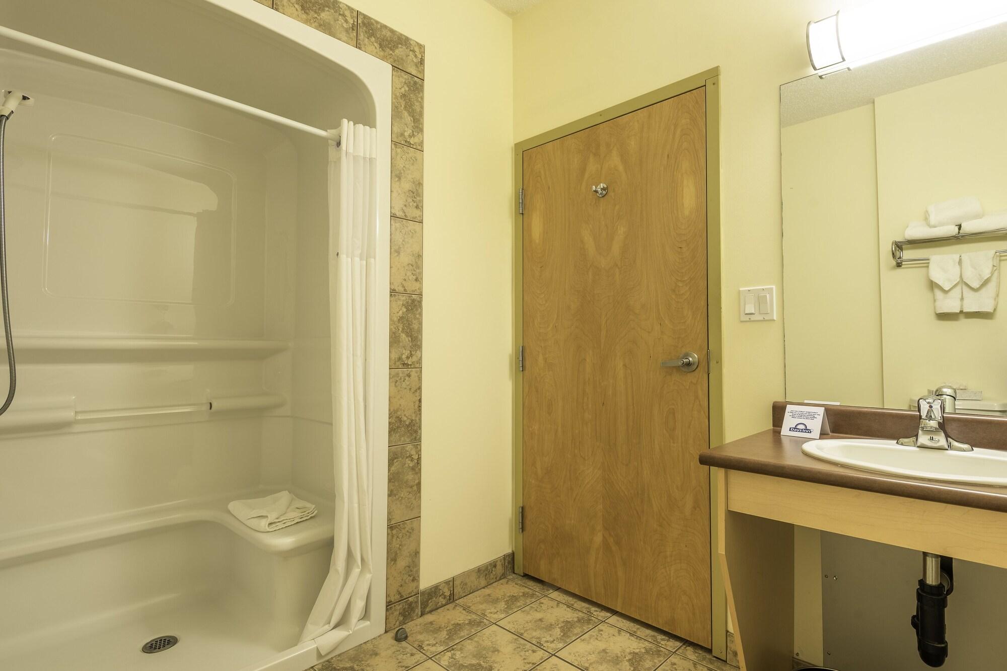 Days Inn By Wyndham Bonnyville Exteriér fotografie