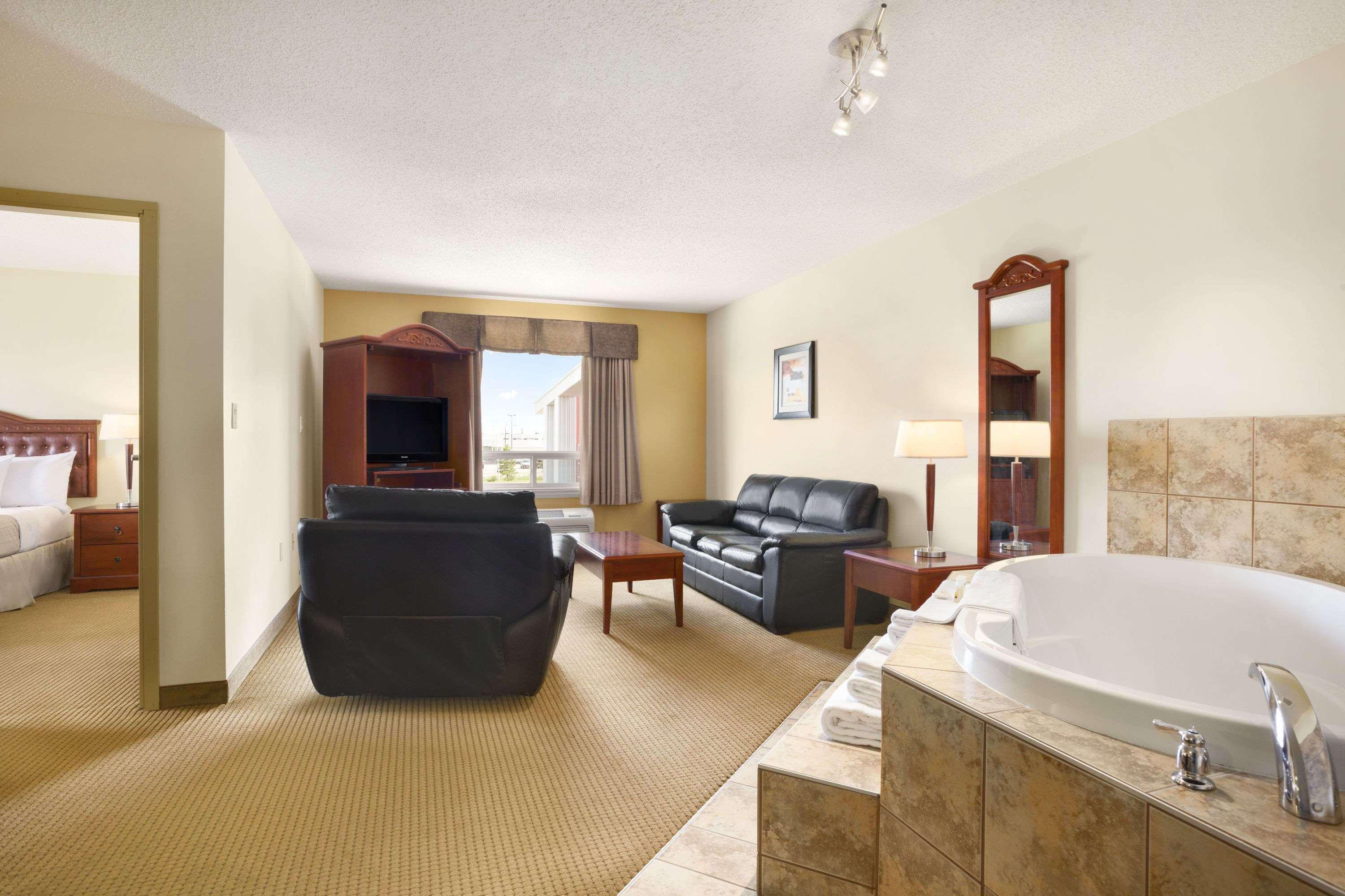Days Inn By Wyndham Bonnyville Exteriér fotografie